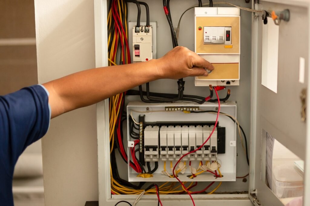Electrician Services in Los Angeles